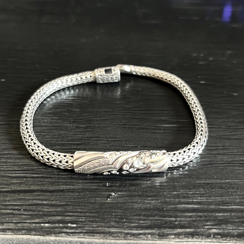 John Hardy Diamond Lahar Station Classic Chain Bracelet M